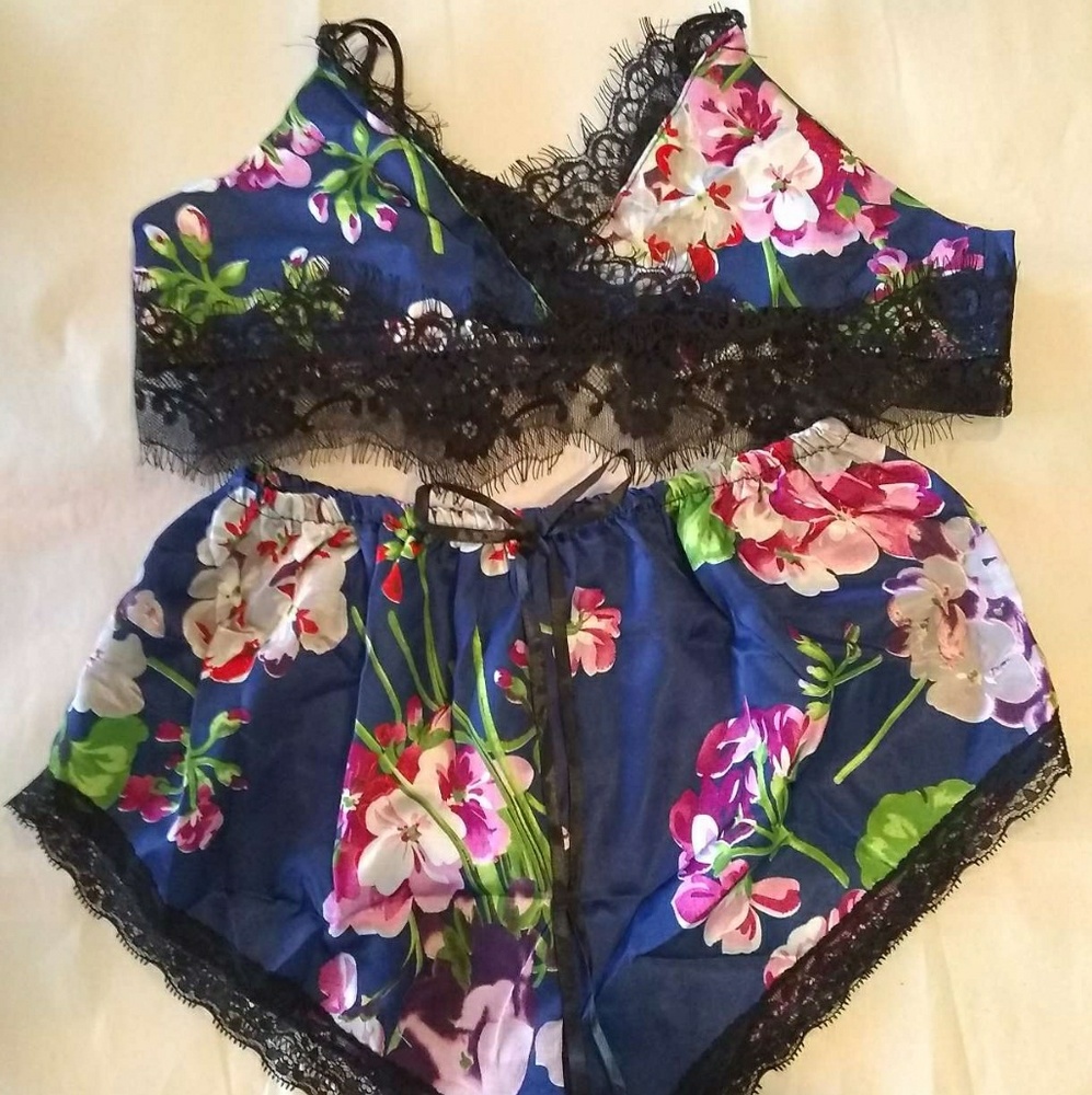 Women's Navy blue 2 piece lingerie/Pajama Set